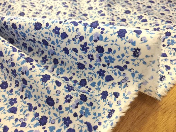 Hampton 307 blue printed fabric