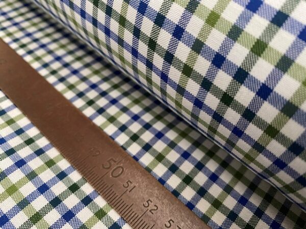 Sport Pinpoint 50 Green checked fabric