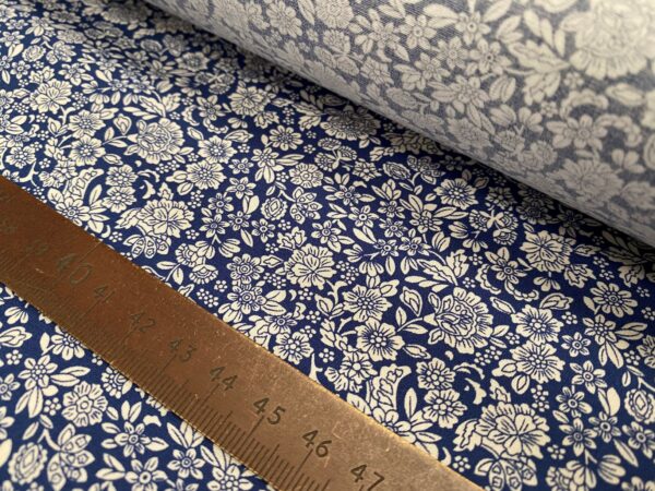 Hampton 410 blue printed fabric