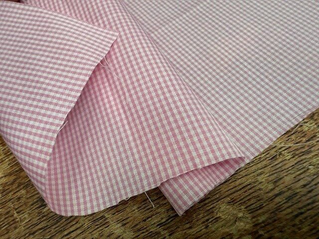Windsor 2/140's AW pink checked fabric