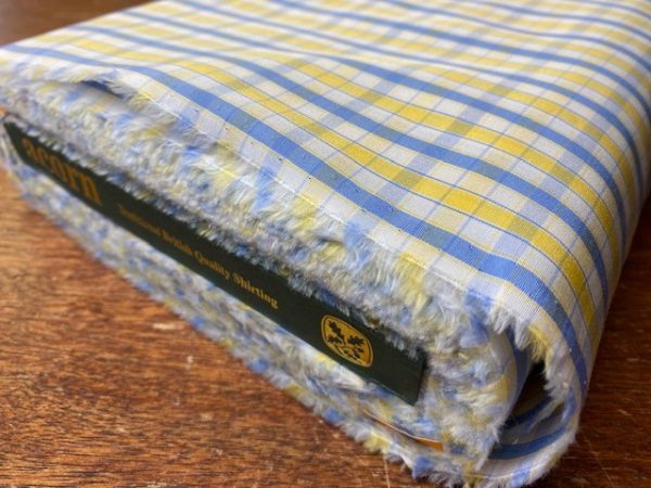 36″ Grange HP yellow checked fabric