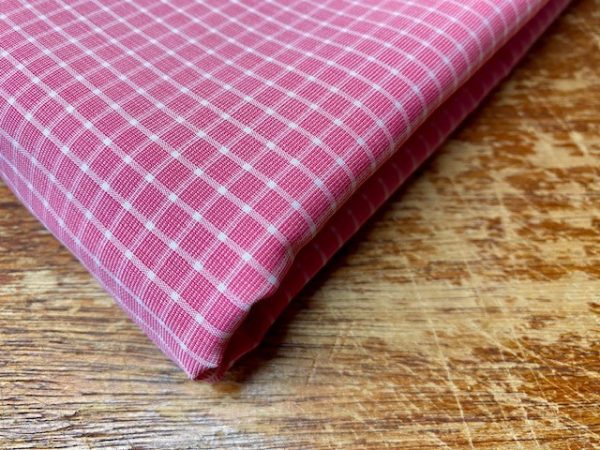 King FF pink checked fabric