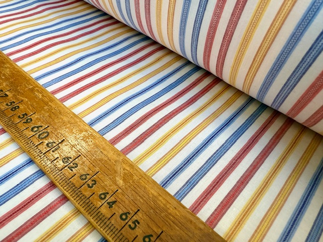 Hampton 29 red striped fabric