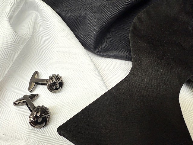 Balmoral 200 black herringbone