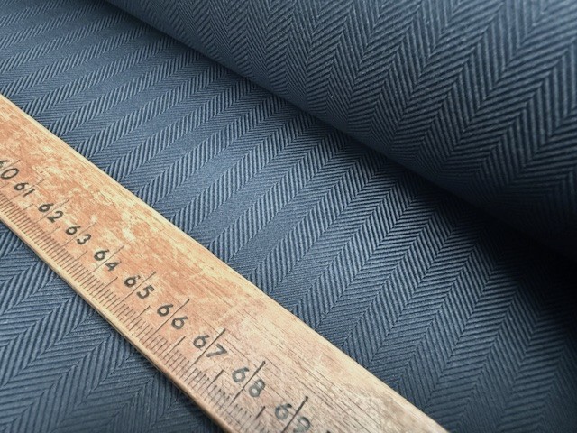 Balmoral 200 black herringbone