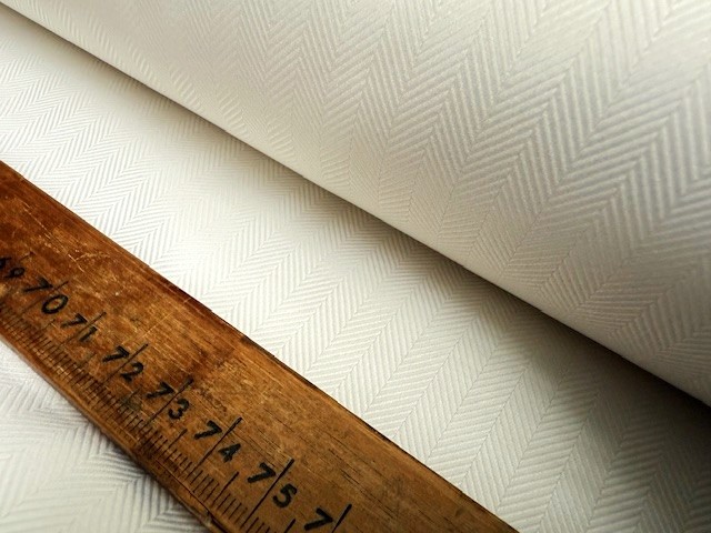 Balmoral 200 ecru herringbone