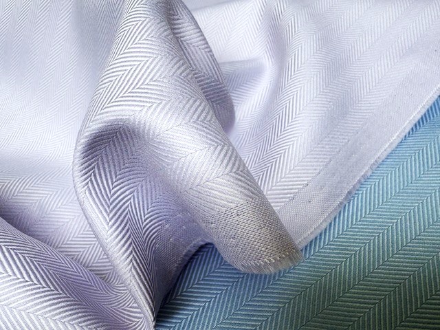 Balmoral 200 lilac herringbone