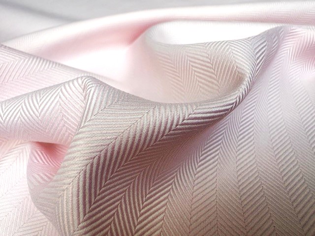 Balmoral 200 pink herringbone