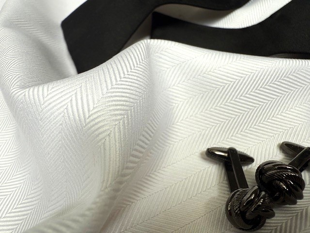 Balmoral 200 white herringbone