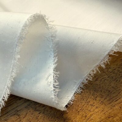 Imperial 2/170’s plain cream fabric