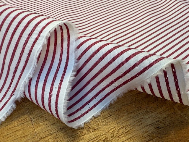 King AC4 wine striped fabric