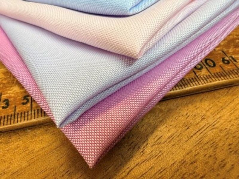 Summer Oxford Berry fabric